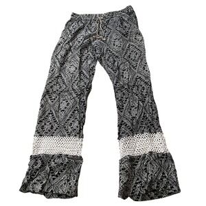 Hippie Laundry Black White Geometric Boho Flare Pants Crochet Lace Small
